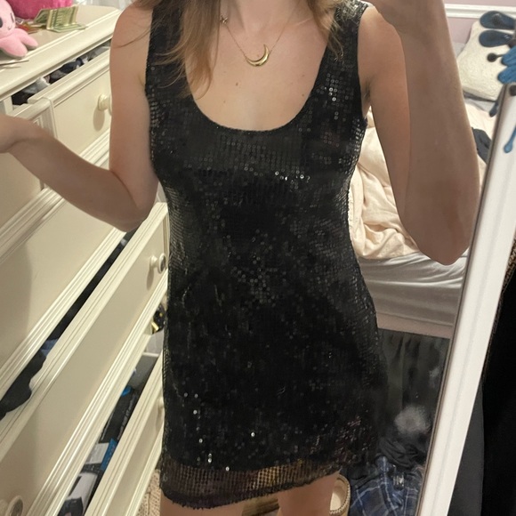 VINTAGE BLACK SEQUIN MINI DRESS - Picture 3 of 3